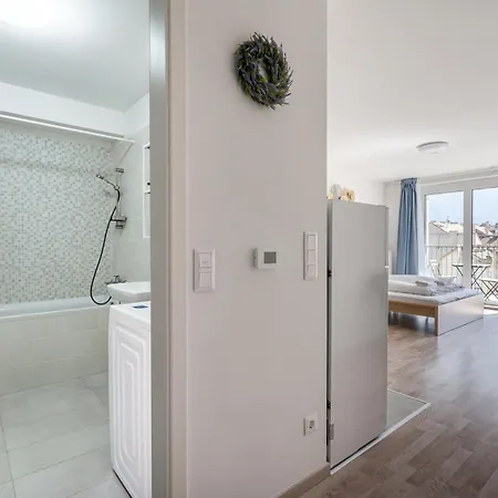 River Sunshine Apartman *