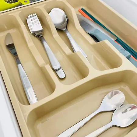 River Sunshine * بودابست